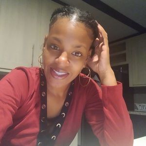 Meet your Posher, Laniesha